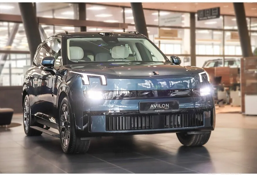 АВИЛОН - Lynk & Co 900 2.0 AT 4WD (884 л.с.) Ultra Синий - slide 0