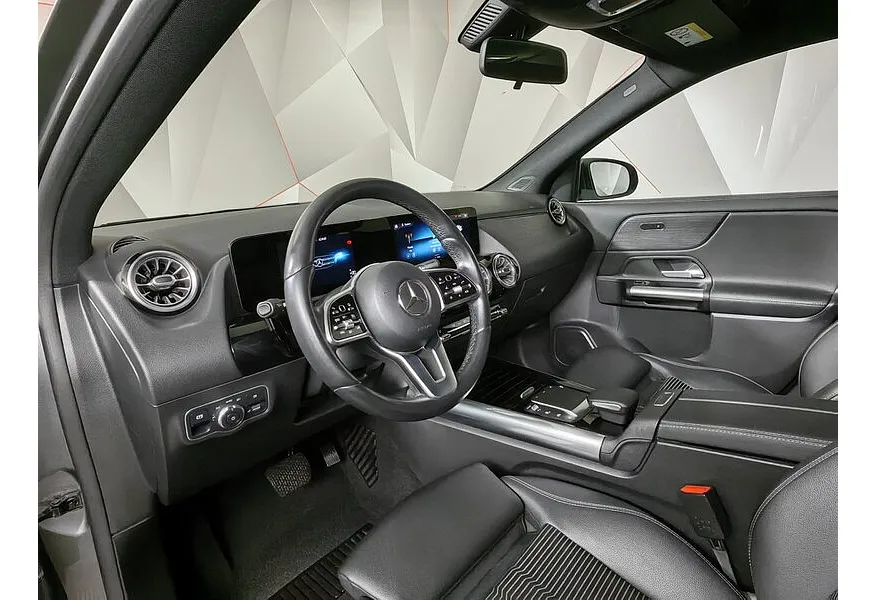 Mercedes-Benz GLA 200 7G-DCT (163 л.с.) Progressive Серый в АВИЛОН. Слайд №15