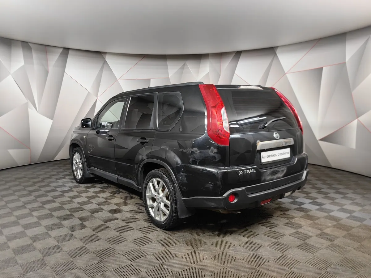 Nissan X-Trail 2.0 CVT AWD (141 л.с.) Черный в АВИЛОН. Слайд №4