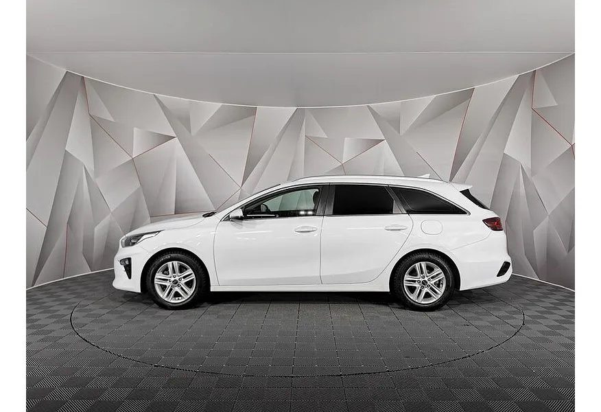 Kia Ceed 1.6 CRDi AMT (136 л.с.) Белый в АВИЛОН. Слайд №5
