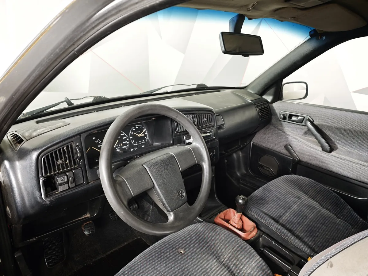 Volkswagen Passat 1.8 MT (90 л.с.) Белый в АВИЛОН. Слайд №12