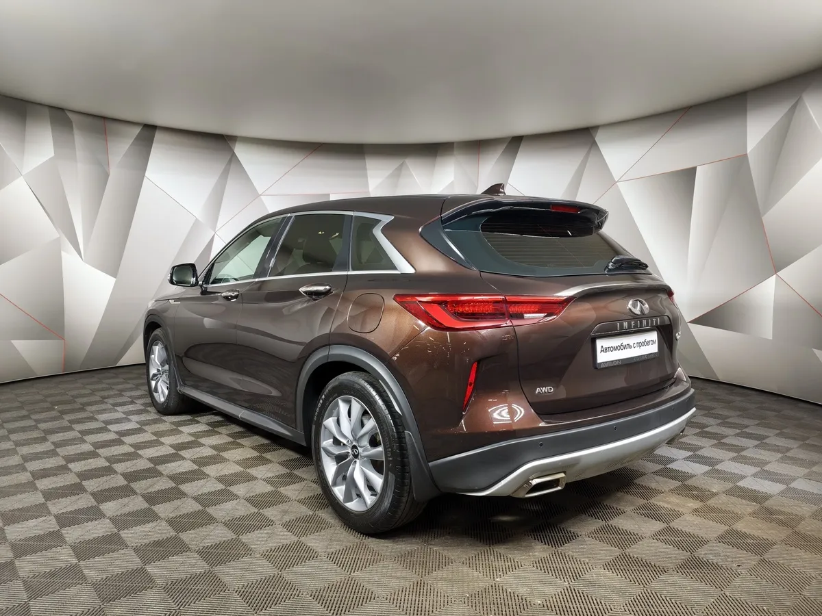 Infiniti QX50 2.0 VC-T CVT AWD (249 л.с.) Коричневый в АВИЛОН. Слайд №4