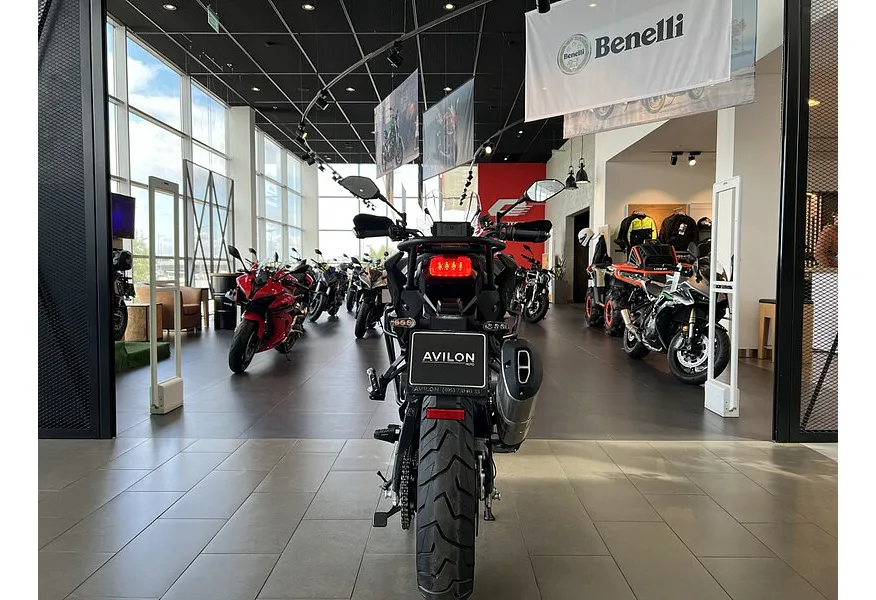 QJMOTOR SRT 900SX 900 см³ (95 л.с.) (95) 904 Черный в АВИЛОН. Слайд №4 QJMOTOR SRT 900SX 900 см³ (95 л.с.) (95) 904 Черный в АВИЛОН. Слайд №4