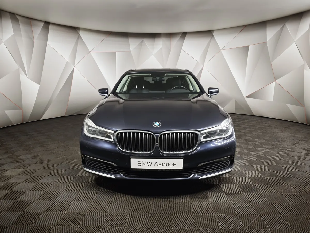 BMW 7 серия 730Ld xDrive AT (249 л.с.) Синий в АВИЛОН. Слайд №3
