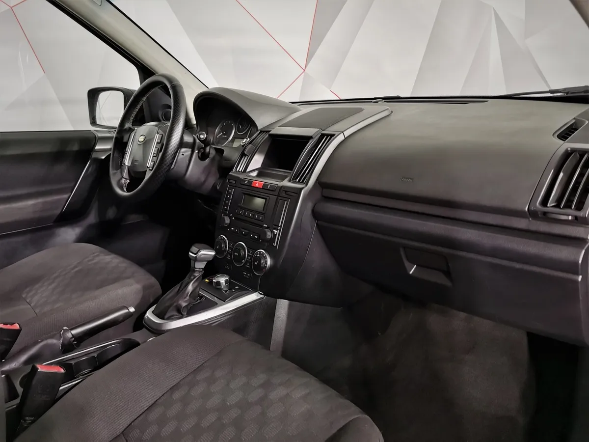 Land Rover Freelander 2.2 TD4 AT (150 л.с.) S Черный в АВИЛОН. Слайд №12