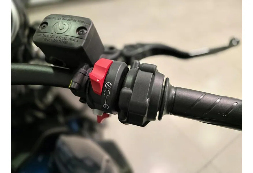 АВИЛОН - Ducati Scrambler 803 см³ (73 л.с.) (73) 803 Синий - slide 0