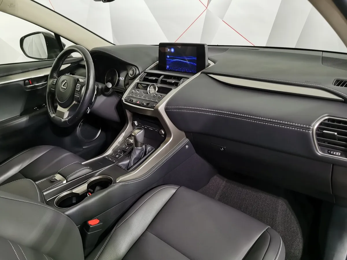 Lexus NX 200 CVT AWD (150 л.с.) Черный в АВИЛОН. Слайд №10