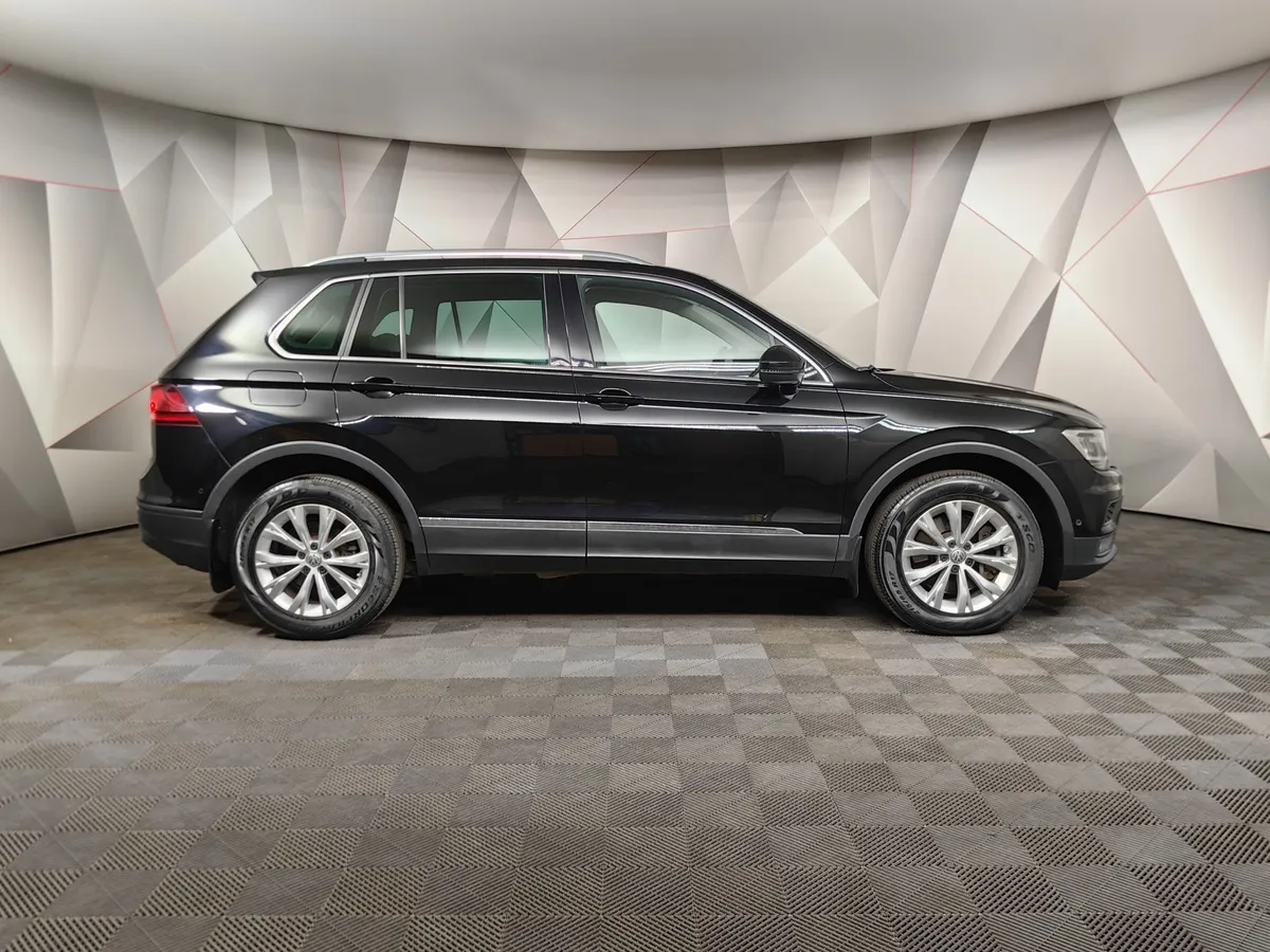 Volkswagen Tiguan 2.0 TSI 4Motion DSG (180 л.с.) Comfortline Черный в АВИЛОН. Слайд №6