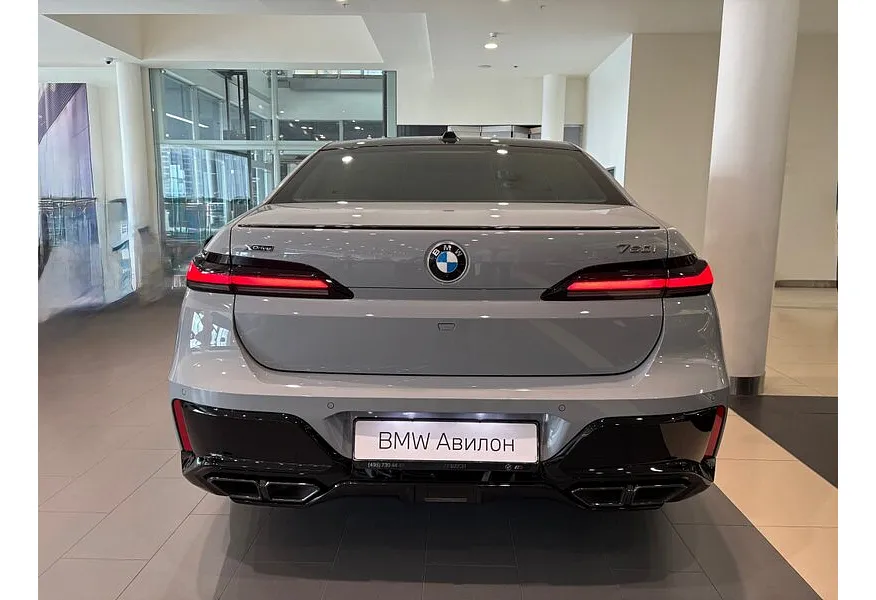 BMW 7 серия 760i xDrive Steptronic (535 л.с.) Серый в АВИЛОН. Слайд №4