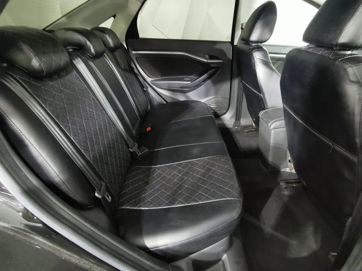 ВАЗ (Lada) Vesta 1.8 MT (122 л.с.) Черный в АВИЛОН. Слайд №14