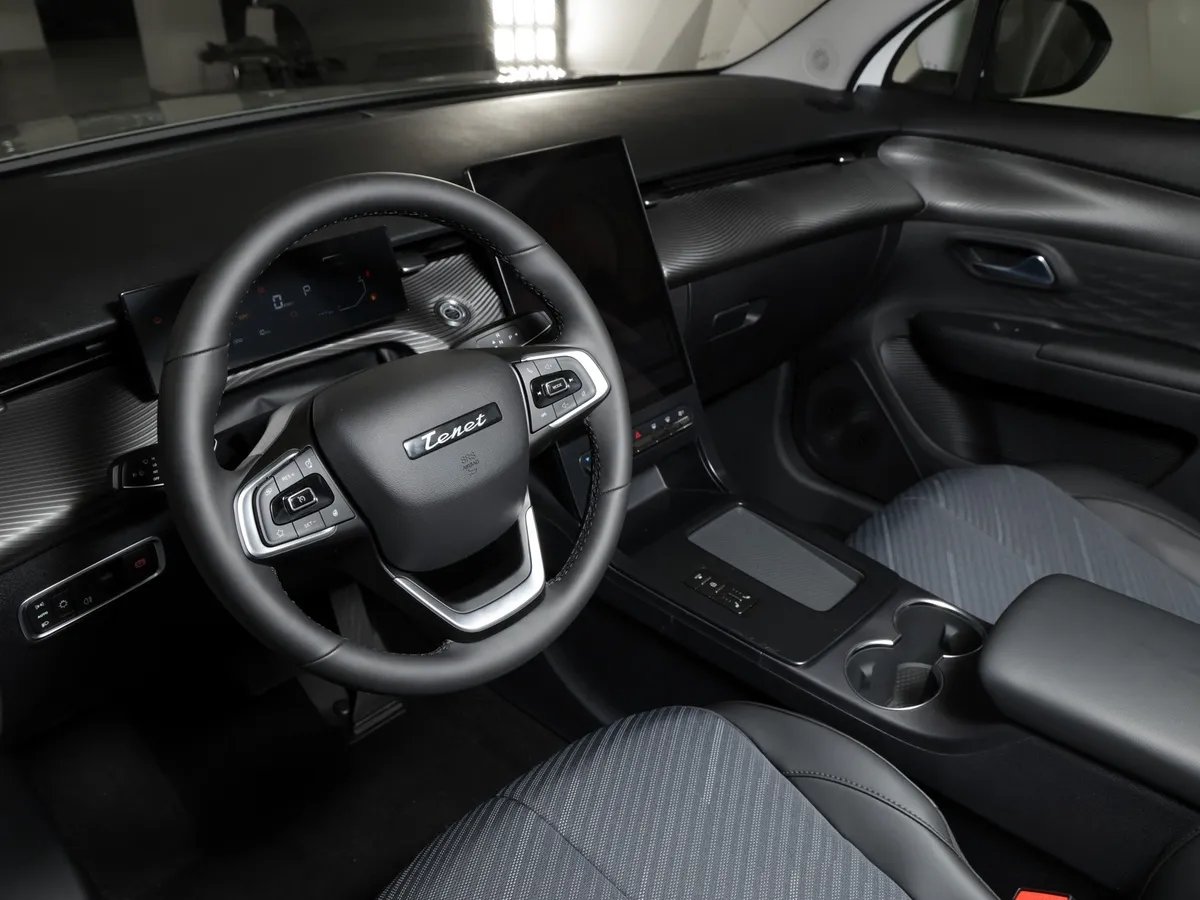TENET Plus L4 1.5T 6DCT 2WD (147 л.с.) Элегант Белый в АВИЛОН. Слайд №7