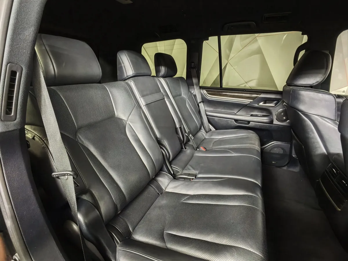 Lexus LX 450d AT (272 л.с.) Черный в АВИЛОН. Слайд №16