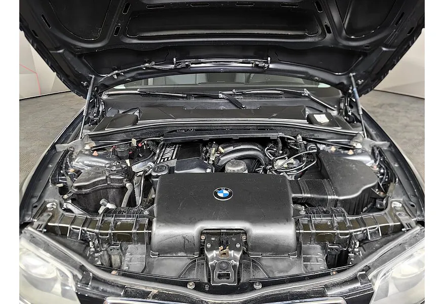 BMW 1 серия 116i AT (115 л.с.) Черный в АВИЛОН. Слайд №10