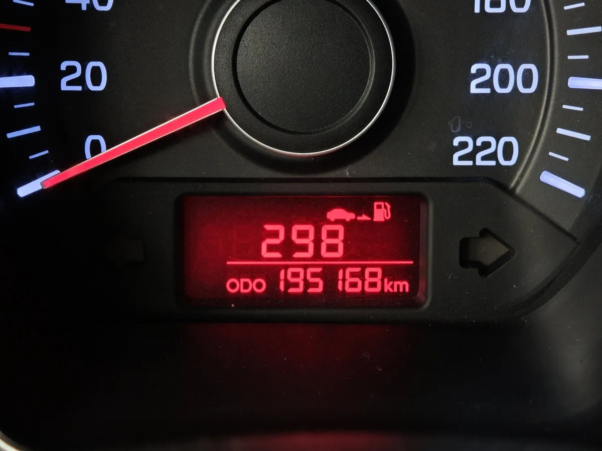 Kia Rio 1.4 MT (107 л.с.) Черный в АВИЛОН. Слайд №16