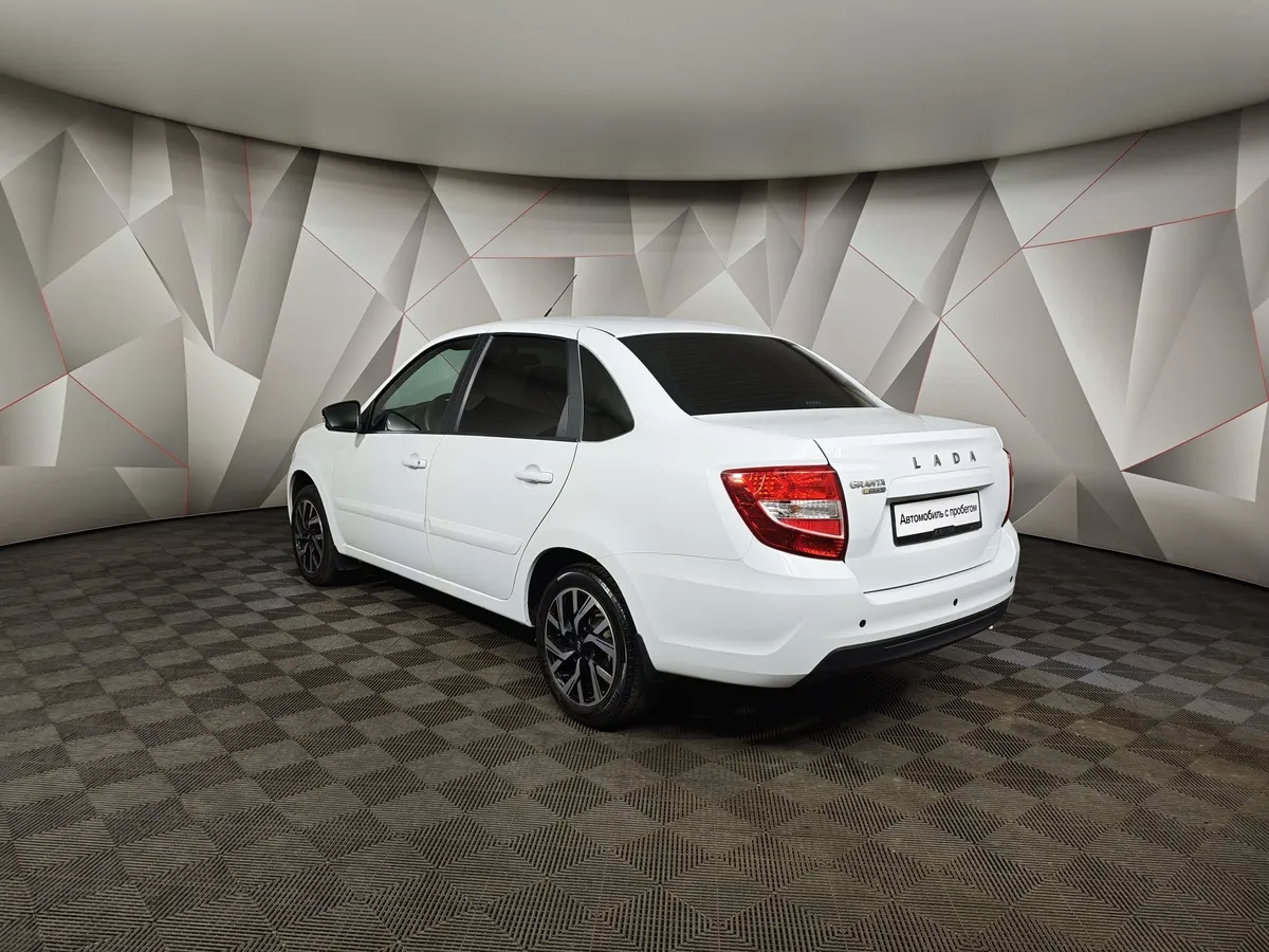 ВАЗ (Lada) Granta 1.6 MT 8кл (87 л.с.) Белый в АВИЛОН. Слайд №4