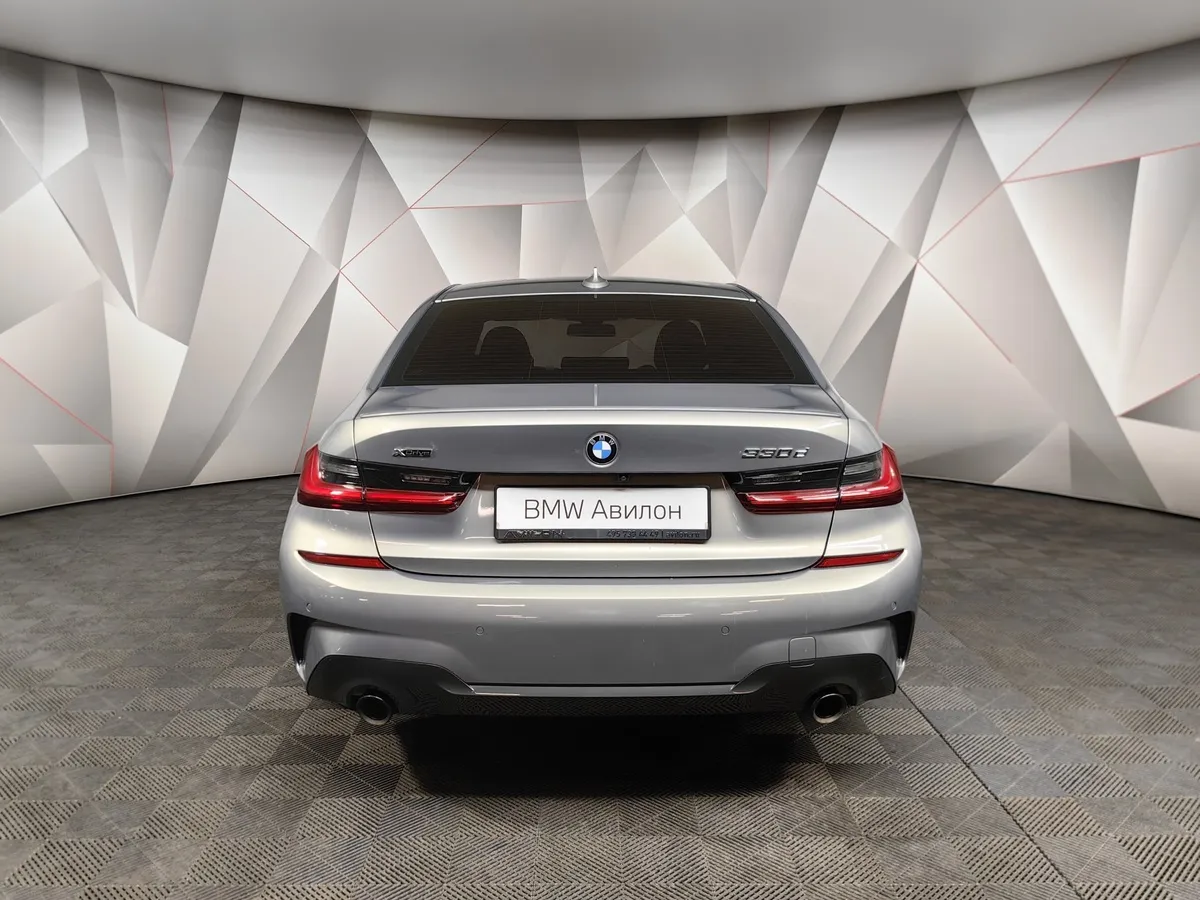 BMW 3 серия 330d xDrive (265 л.с.) Серый в АВИЛОН. Слайд №4