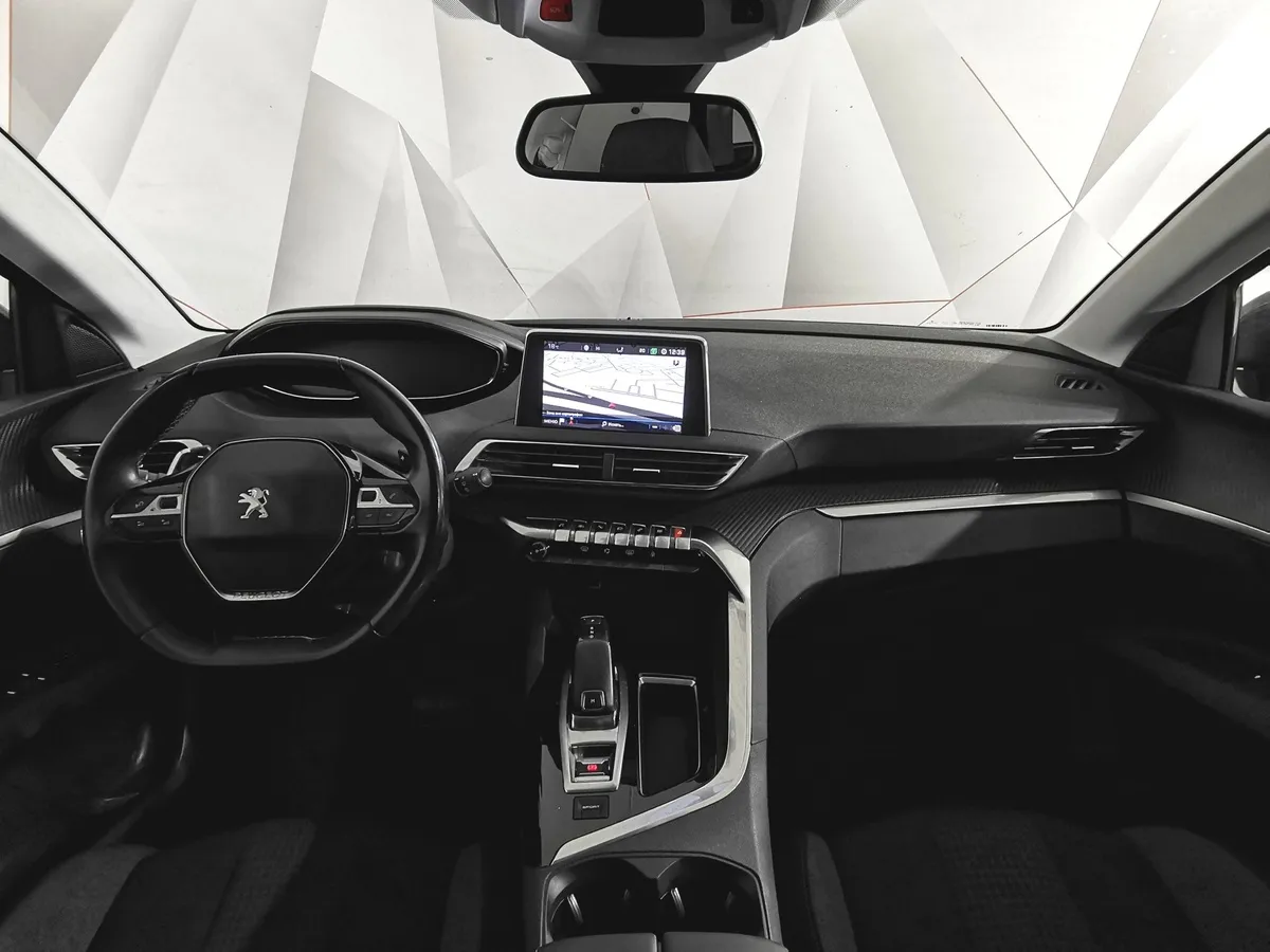 Peugeot 3008 1.5 HDi AT (130 л.с.) Черный в АВИЛОН. Слайд №14