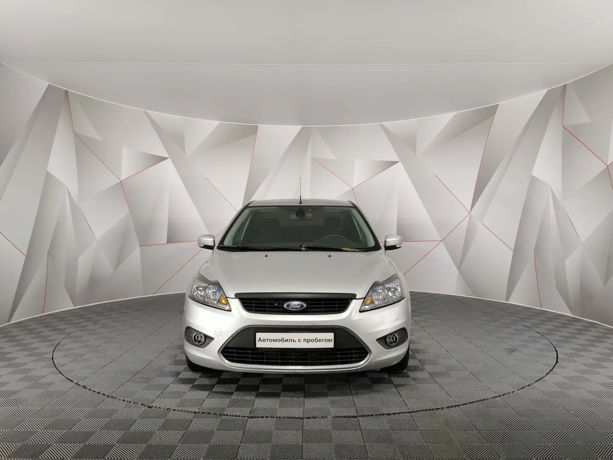 Ford Focus 1.8 MT (125 л.с.) Ghia Серебристый в АВИЛОН. Слайд №7