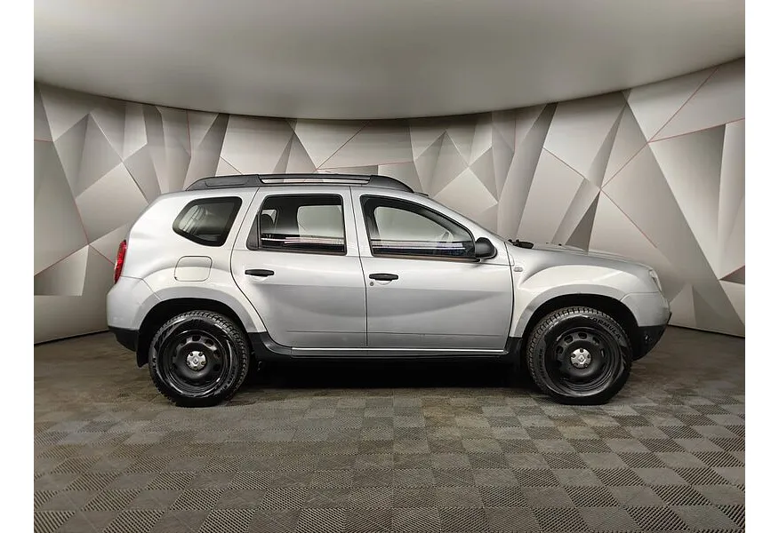 Renault Duster 2.0 MT 4x4 (135 л.с.) Серый в АВИЛОН. Слайд №6