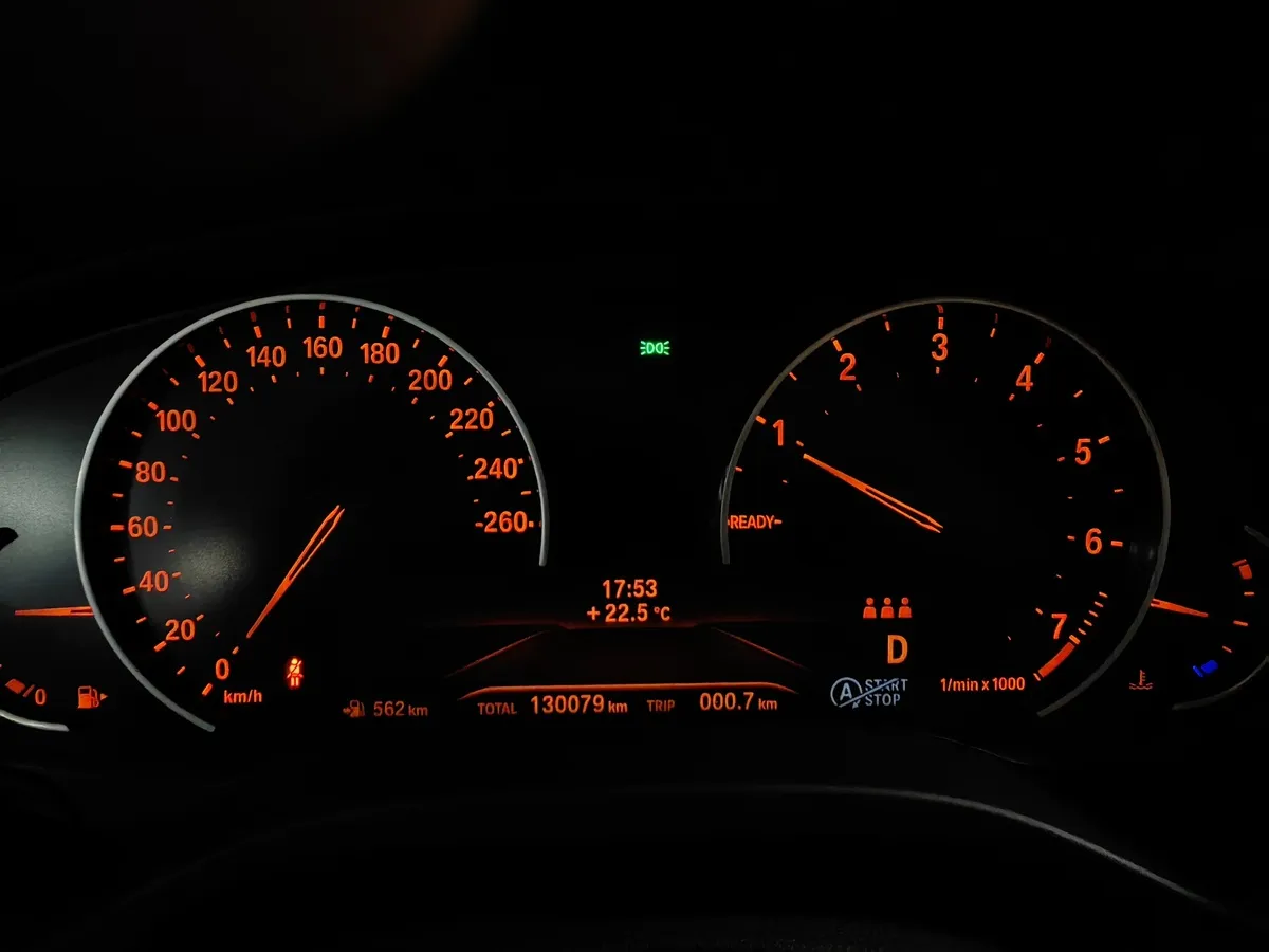 BMW X3 xDrive20i AT (184 л.с.) Urban Серый в АВИЛОН. Слайд №13