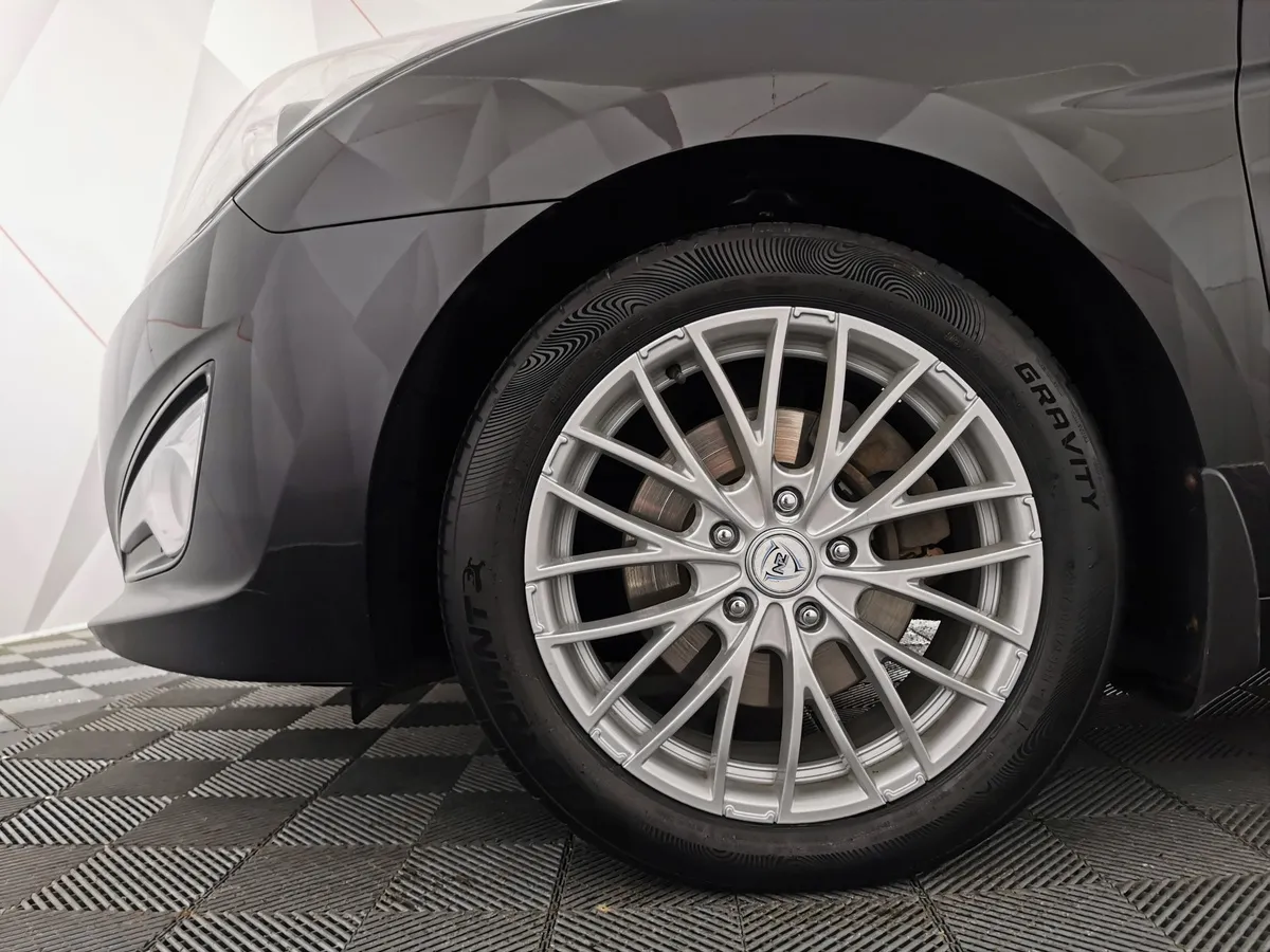 Hyundai i40 2.0 AT (150 л.с.) Active Черный в АВИЛОН. Слайд №9
