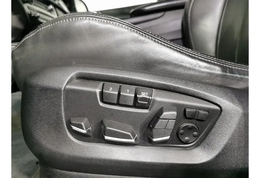 BMW X6 M 4.4 xDrive Steptronic (575 л.с.) Черный в АВИЛОН. Слайд №16