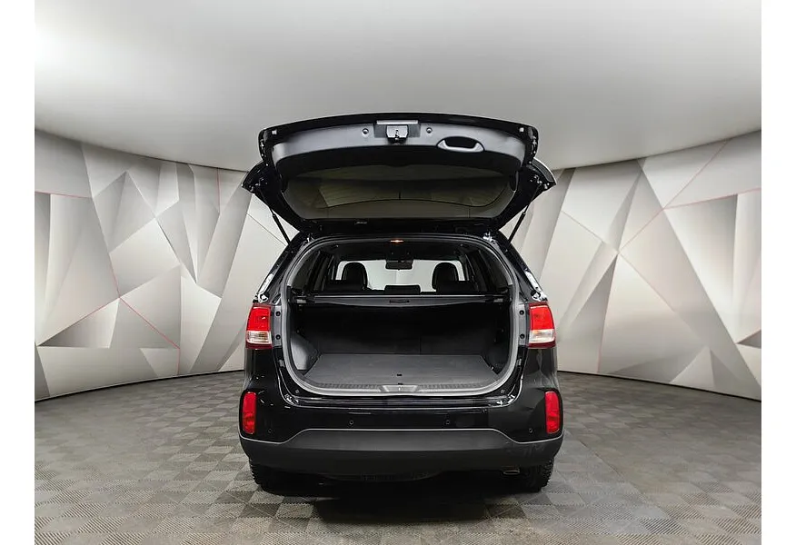 Kia Sorento 2.4 AT (175 л.с.) Classic Черный в АВИЛОН. Слайд №12