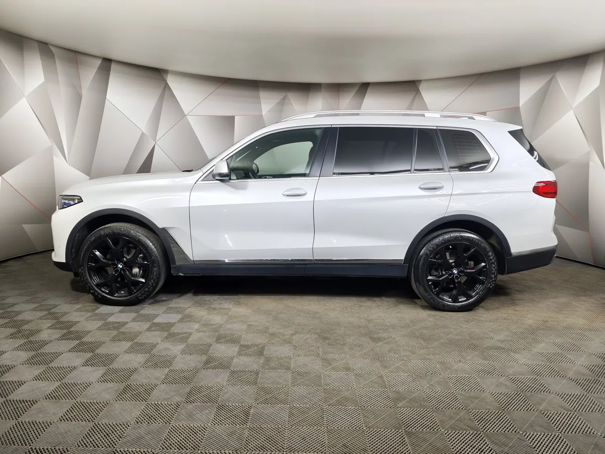 BMW X7 xDrive30d Steptronic (249 л.с.) Exclusive Launch Package Белый в АВИЛОН. Слайд №5