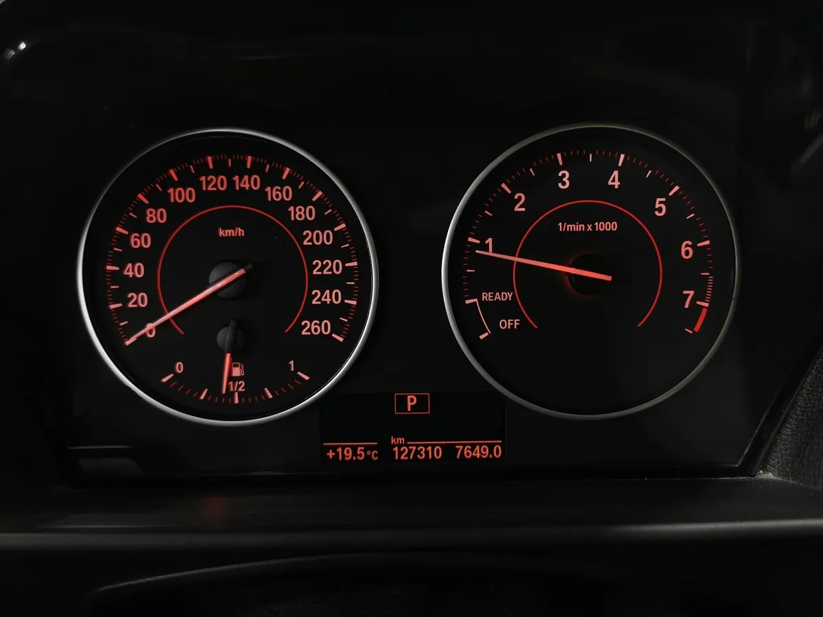 BMW 1 серия 116i AT (136 л.с.) Белый в АВИЛОН. Слайд №13