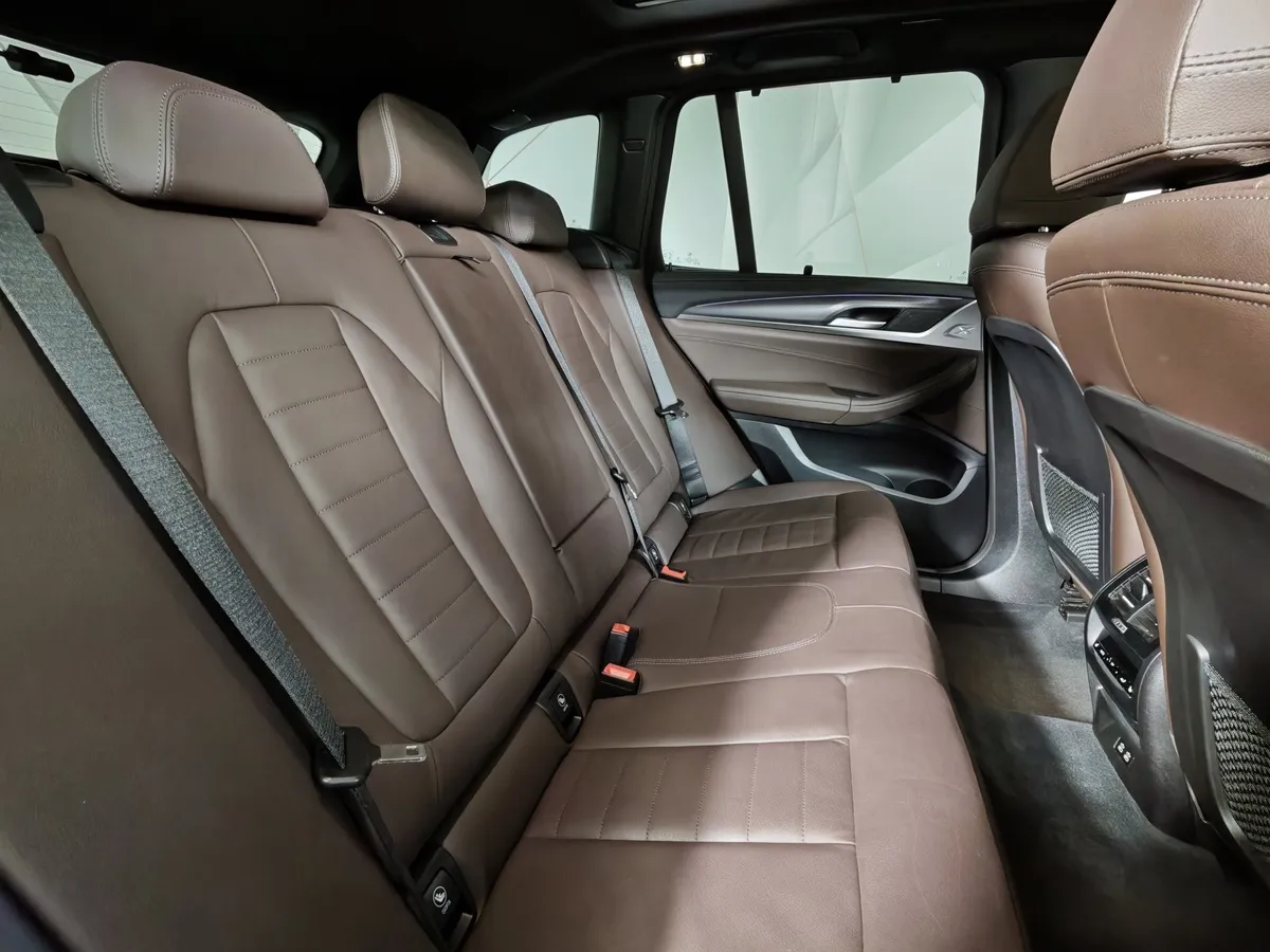 BMW X3 xDrive20i AT (184 л.с.) Черный в АВИЛОН. Слайд №13