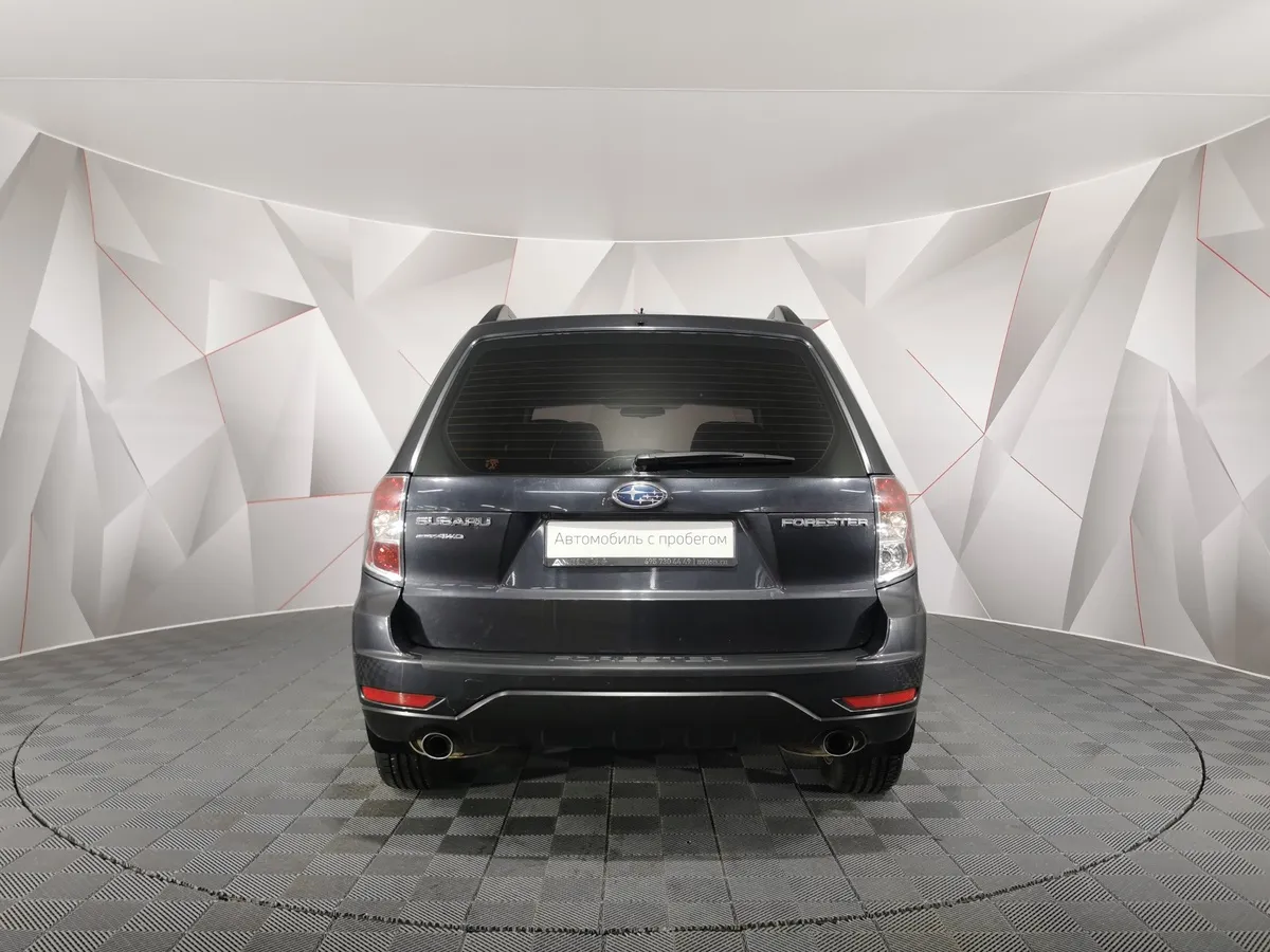 Subaru Forester 2.0X E-AT (150 л.с.) Серый в АВИЛОН. Слайд №8