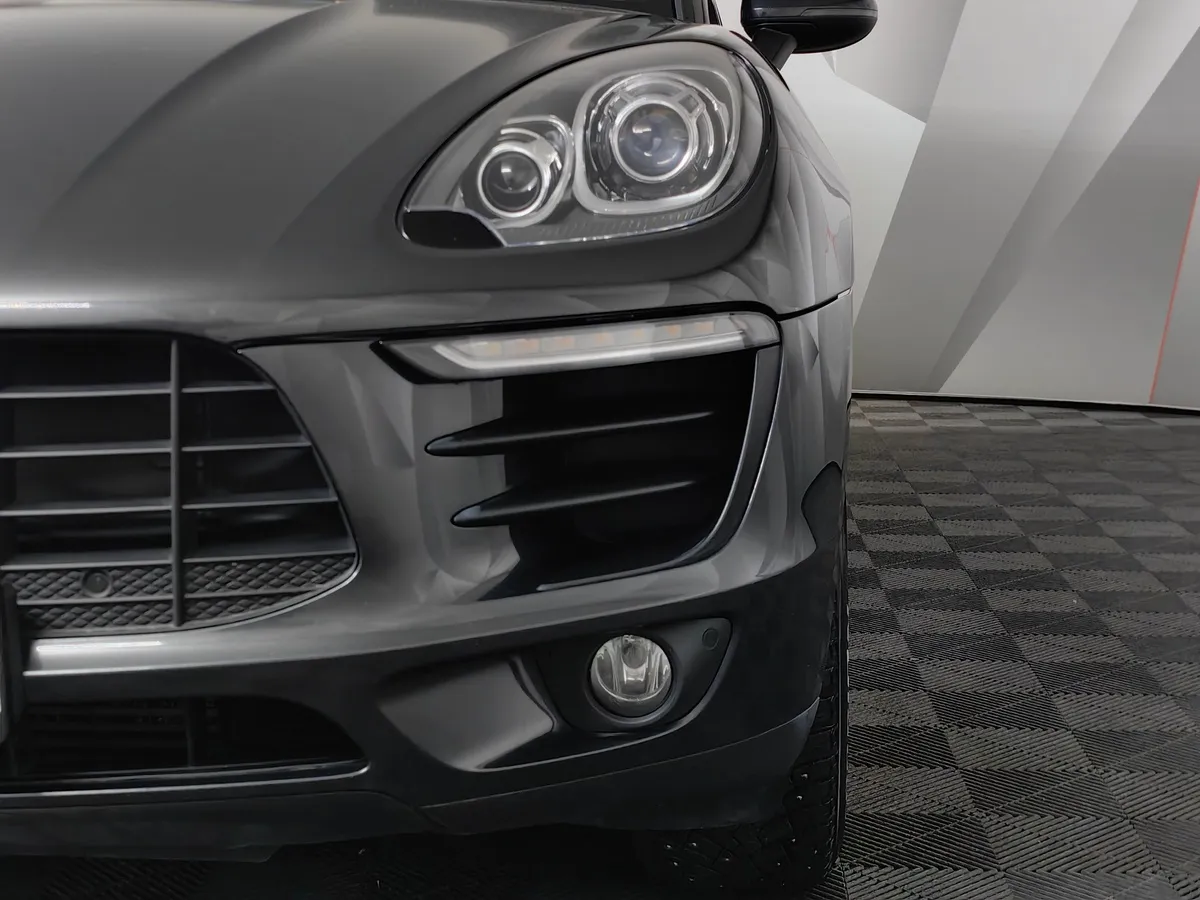 Porsche Macan 2.0 PDK AWD (252 л.с.) Серый в АВИЛОН. Слайд №10