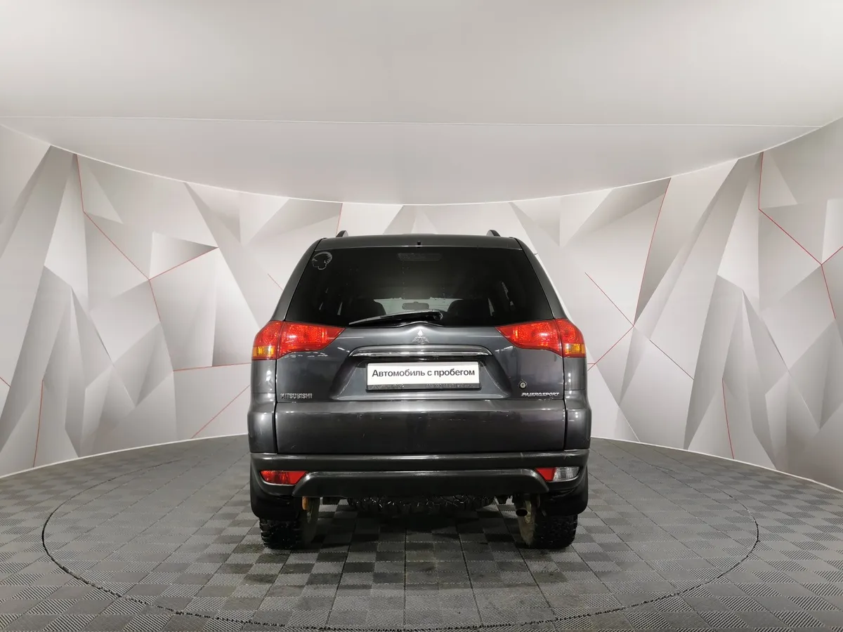 Mitsubishi Pajero Sport 3.2 DI-D MT AWD (160 л.с.) Серый в АВИЛОН. Слайд №8