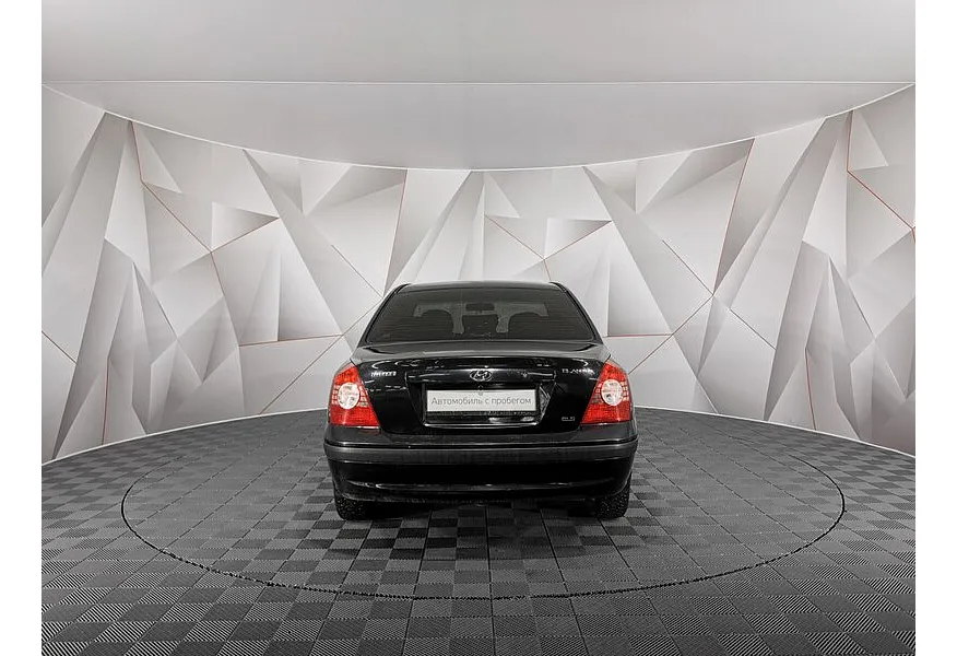 Hyundai Elantra 1.6 MT (105 л.с.) Черный в АВИЛОН. Слайд №8