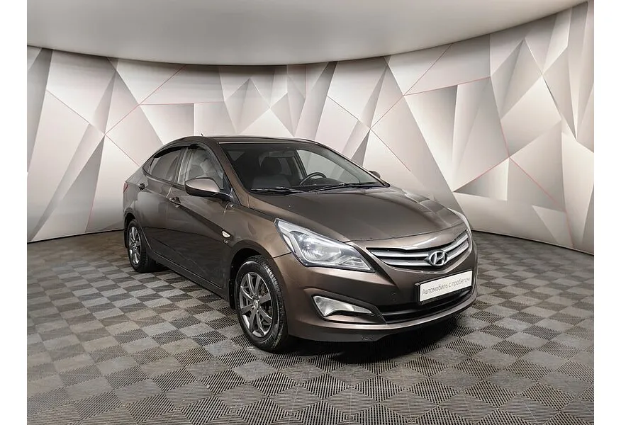 Hyundai Solaris 1.6 AT (123 л.с.) Active Plus Коричневый в АВИЛОН. Слайд №3
