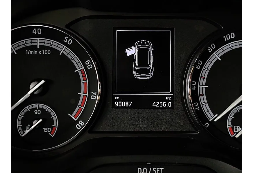 Skoda Kodiaq 1.4 TSI DSG (150 л.с.) Белый в АВИЛОН. Слайд №18