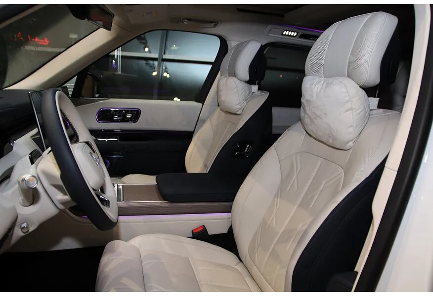 Zeekr 9X 2.0h AT 4WD (1177 л.с.) Max Черный в АВИЛОН. Слайд №4