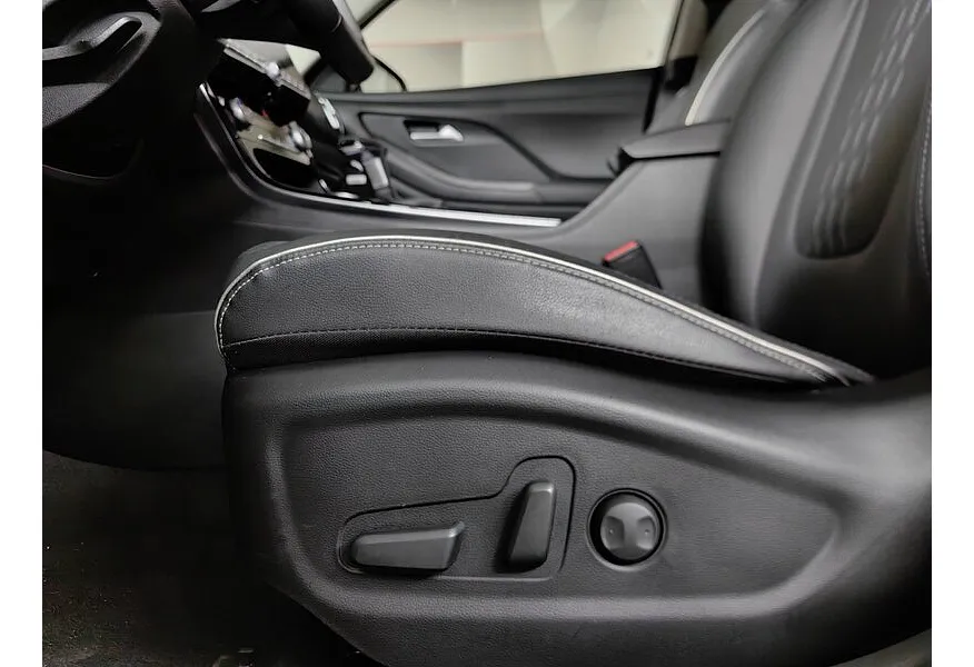 Hyundai Creta 2.0 AT 4WD (149 л.с.) Prestige Белый в АВИЛОН. Слайд №23