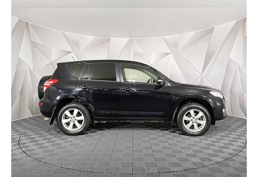 LIVE. Слайд №4