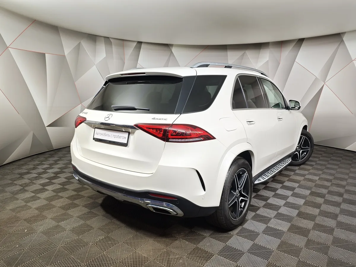 Mercedes-Benz GLE 450 4MATIC 9G-TRONIC (367 л.с.) Sport Plus Белый в АВИЛОН. Слайд №2