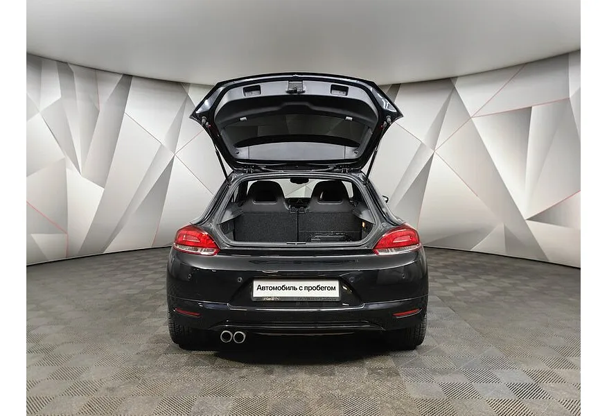 Volkswagen Scirocco 2.0 TSI DSG (210 л.с.) Черный в АВИЛОН. Слайд №11 Volkswagen Scirocco 2.0 TSI DSG (210 л.с.) Черный в АВИЛОН. Слайд №11