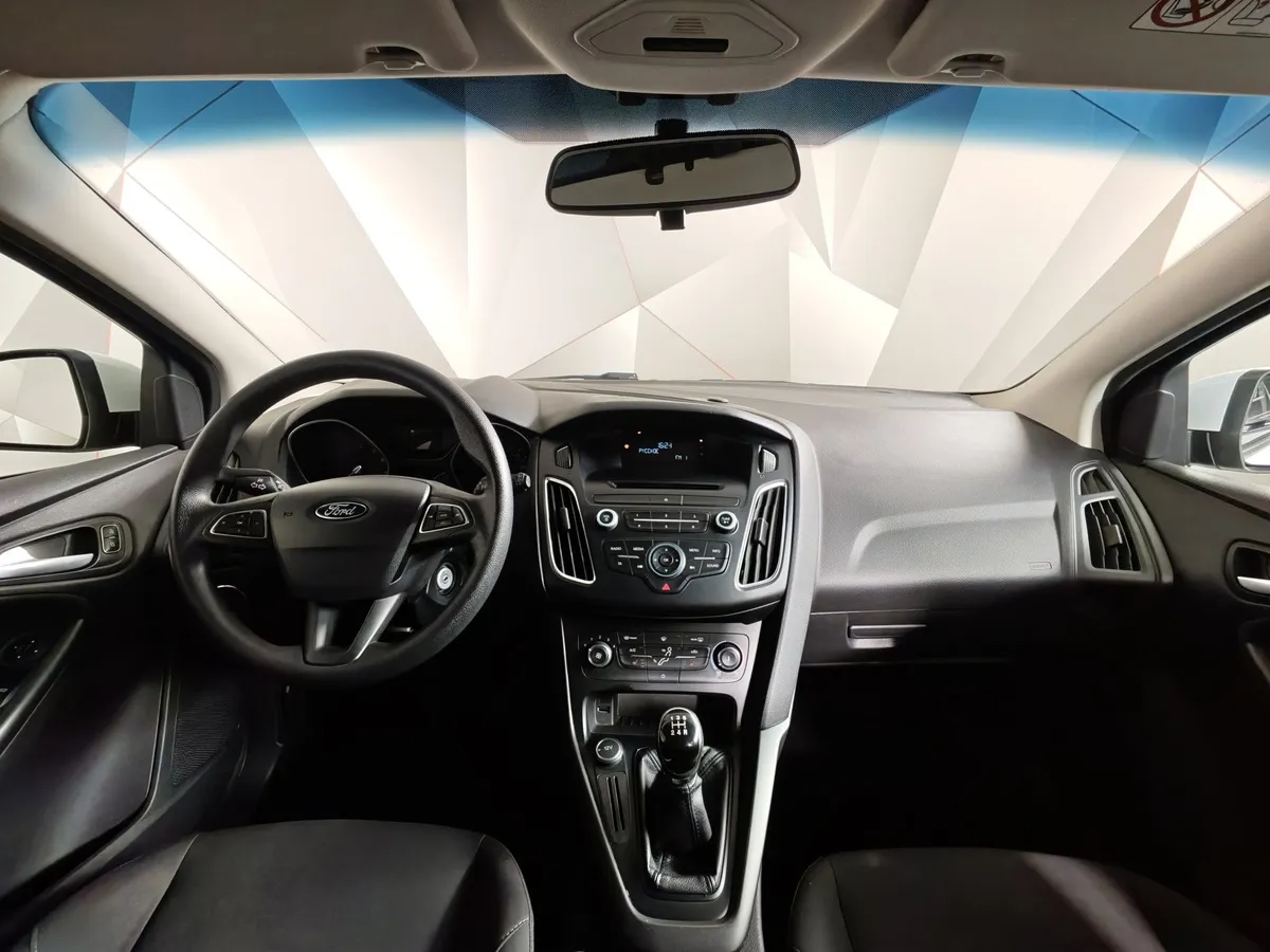 Ford Focus 1.6 MT (105 л.с.) Trend Белый в АВИЛОН. Слайд №13