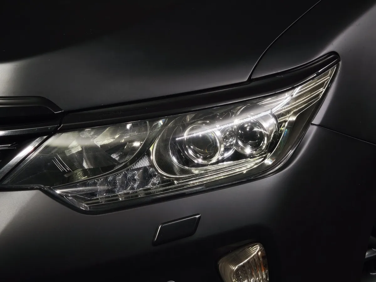 Toyota Camry 2.5 AT (181 л.с.) Стандарт Черный в АВИЛОН. Слайд №10