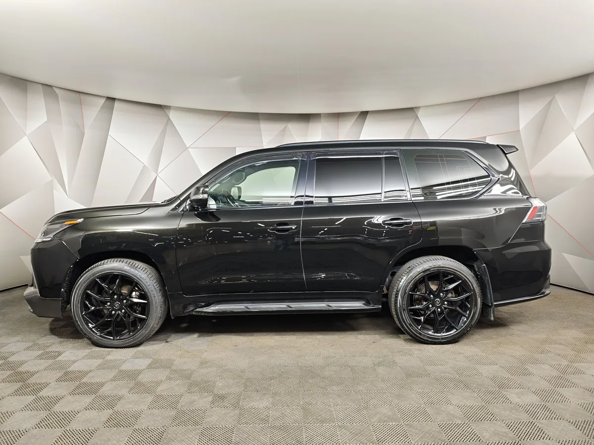 Lexus LX 570 AT (367 л.с.) Черный в АВИЛОН. Слайд №5