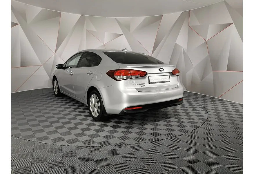 АВИЛОН - Kia Cerato 2.0 AT (150 л.с.) Серебристый - slide 6