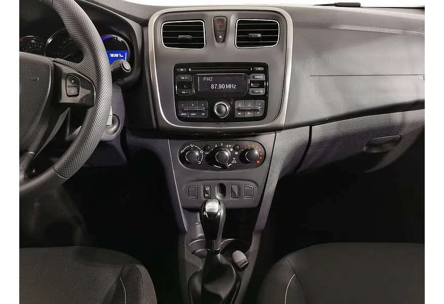 Renault Sandero 1.6 AT (102 л.с.) Drive Красный в АВИЛОН. Слайд №14