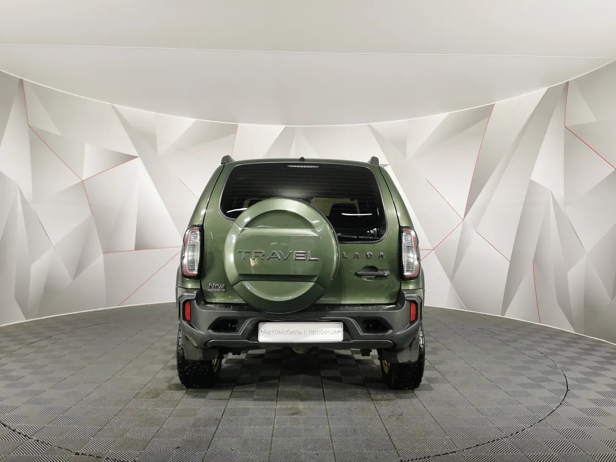 ВАЗ (Lada) Niva 1.7 MT 4WD (80 л.с.) Black Зеленый в АВИЛОН. Слайд №8