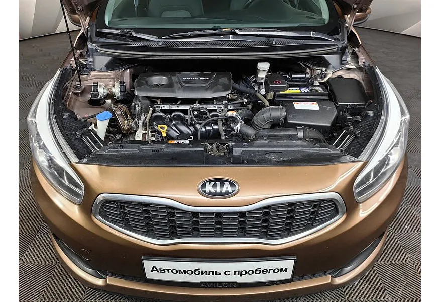 Kia Ceed 1.6 AT (130 л.с.) Luxe Коричневый в АВИЛОН. Слайд №11