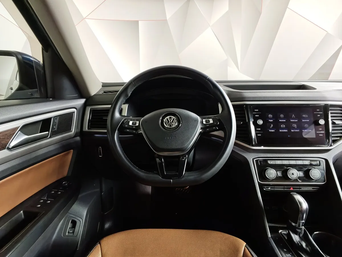 Volkswagen Teramont 3.6 V6 AT 4Motion (280 л.с.) Exclusive Синий в АВИЛОН. Слайд №20