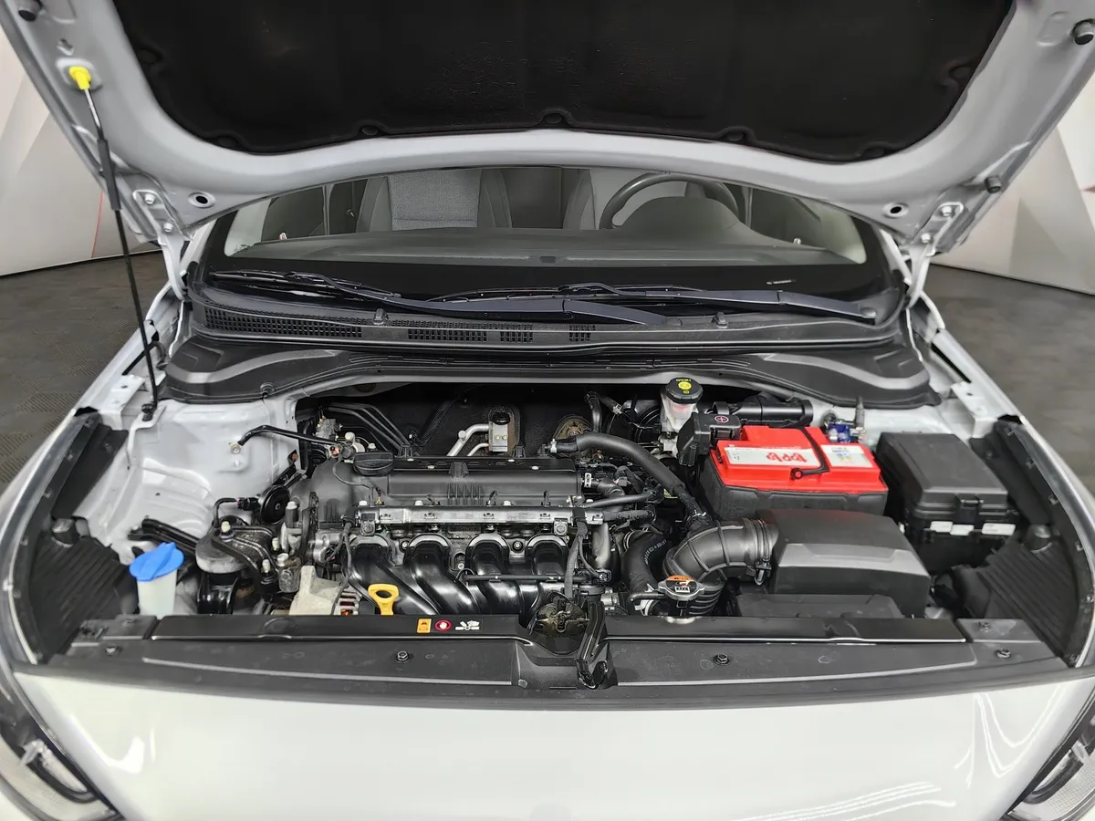 Hyundai Solaris 1.6 AT (123 л.с.) Active Plus Серебристый в АВИЛОН. Слайд №11